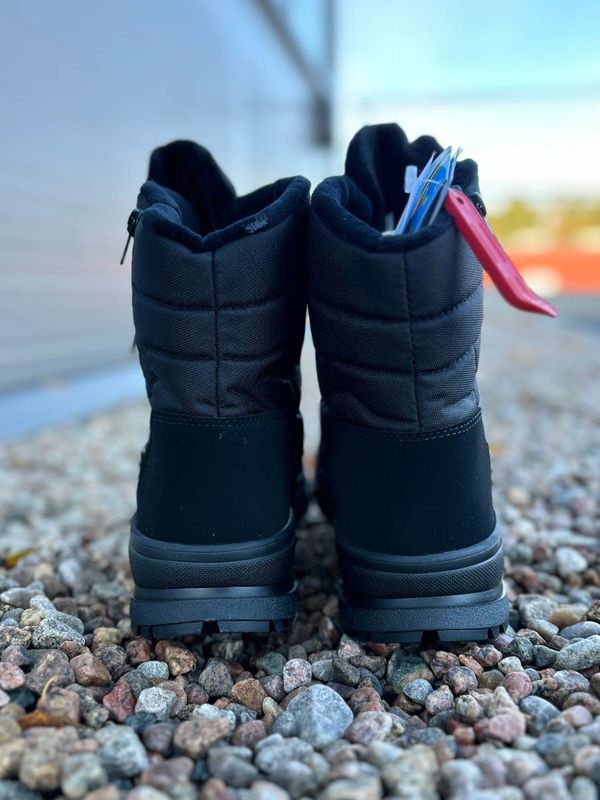 Icewalkers Brevik Herre - med vendbare pigger