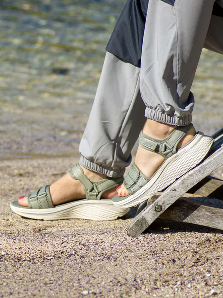 Hovedbilde Skechers Max Cushioning Elite Sandal Dame Oliven