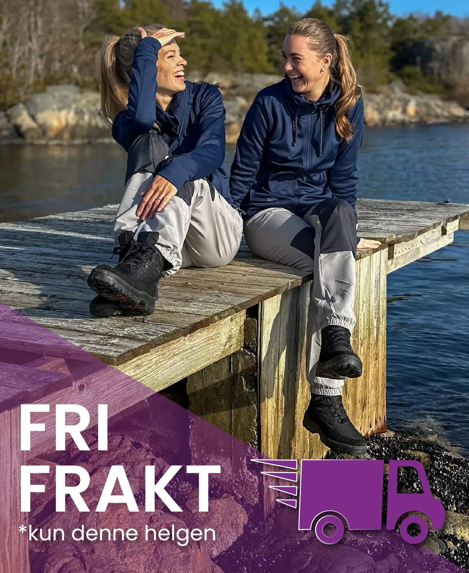 mann kjører trillebår med dame. ha det gøy i allværstøy fra hoppin